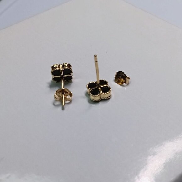 18K Yellow Gold Black Clover Flower Stud Earrings 7mm - Picture 7 of 11